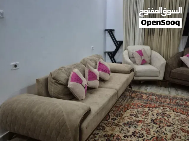 كنبة للبيع