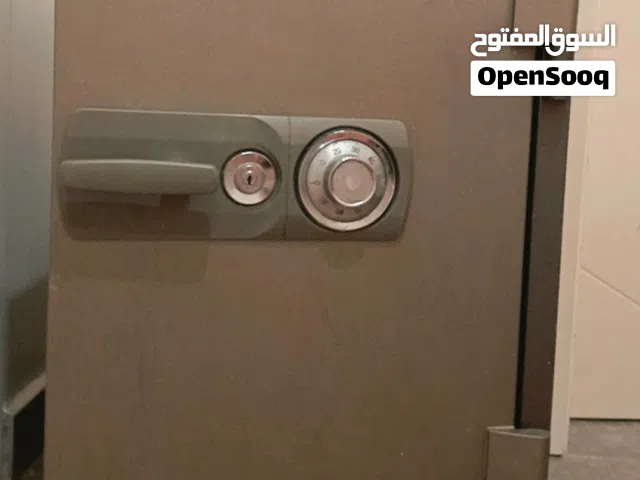 العنوان: خزنة بوميل الكورية الأصلية ضد الحريق - موديل SD 105  الوصف:  للبيع خزنة (تجوري) ماركة بوم