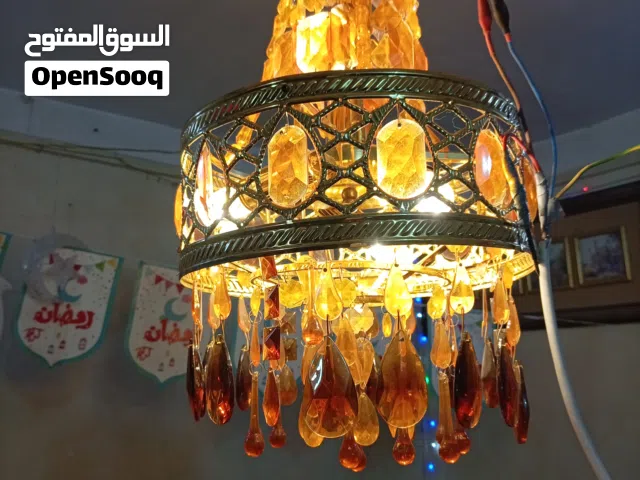 ثريات للبيع