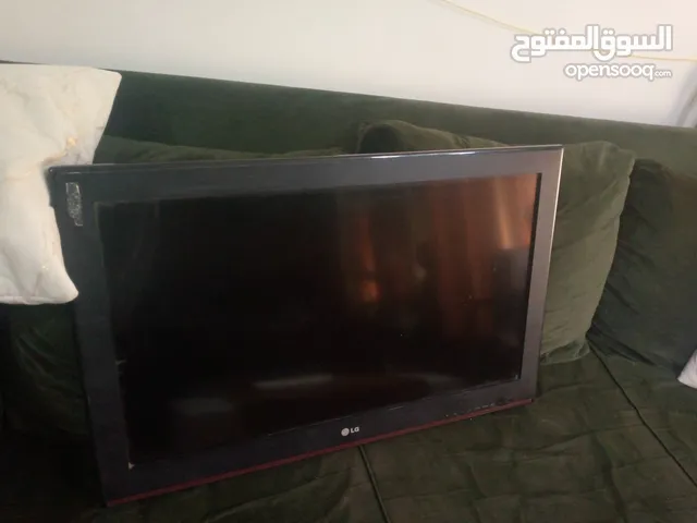 32" LG monitors for sale  in Amman
