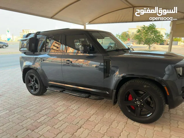 Used Land Rover Defender in Dhofar