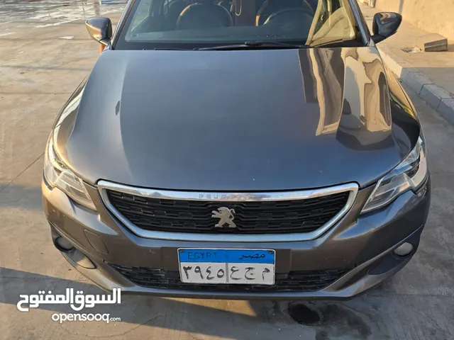 بيجو 2020 301 السيارة لا تحتاج لمصروف وبها رخصة حتي شهر 4 رشة رفرف شمال واكصدام رشة حوض من عند الرفر