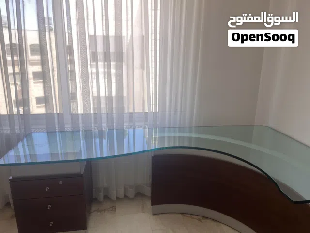مكتب زجاجي/ خشبي