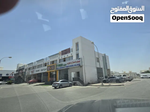 مخزن للايجار الشهري