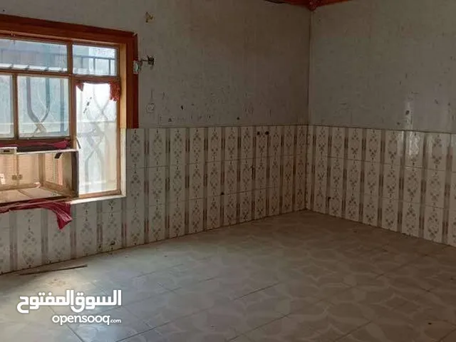 250 m2 More than 6 bedrooms Apartments for Rent in Basra Khaleej