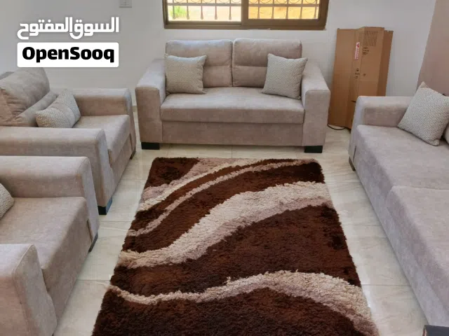 للبيع طقم كنب كالجديد استعمال شهر فقط