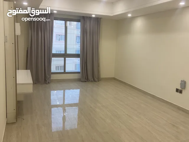 Elegant apartment for sale in Qurum