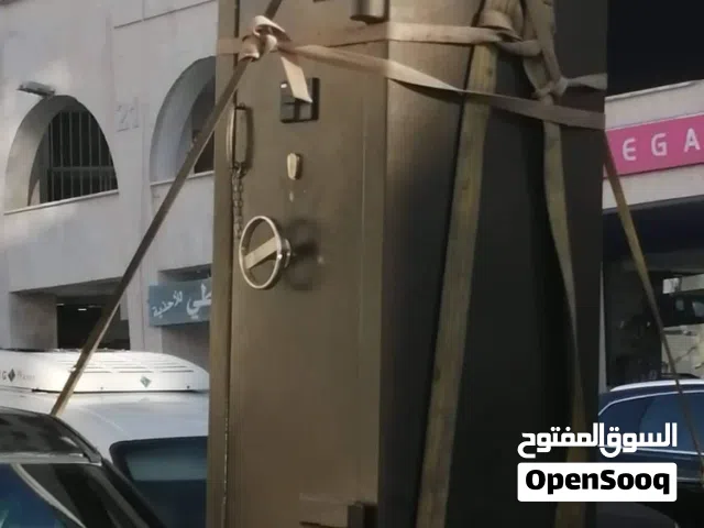 ابو ادم المصري خزنه وقاصة نقل جميع الأحجام بيع ابواب مصفحه