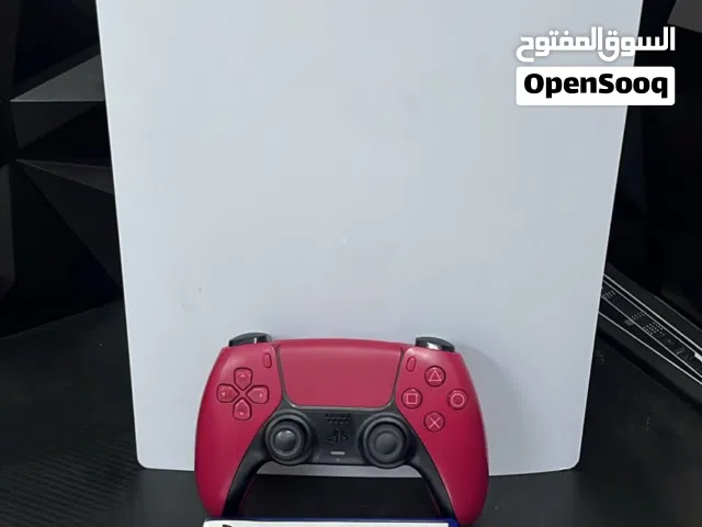 سوني 5 سليم مساحه 1 تيرا استعمال شهر واحد فقط مع جهاز وشريط جراند في قمة النظافه بدون خدوش