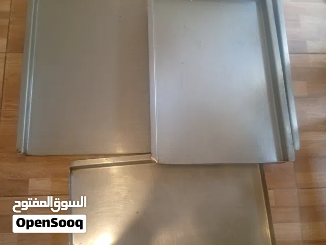 صواني ستالس ستيل ثقيله وجيده للحلويات