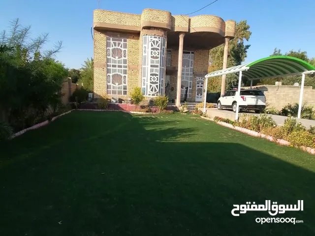 210 m2 5 Bedrooms Townhouse for Sale in Wasit Other