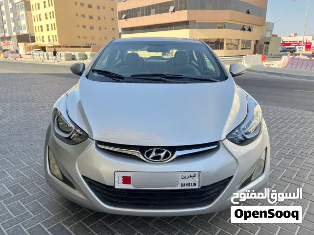2015 Hyundai Elantra Standard