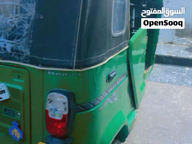 سلام عليكم تكتك للبيع موديل 21 شهر12يوم7 بدي مكفول من صبغ  ولمعجون وراق بدي شوف عين صوليه  محرك لا م