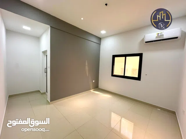 Brand New 2 BHK Semi Furnished Luxury Flat For Rent - Near to Saudi Causeway & Mercado Mall
