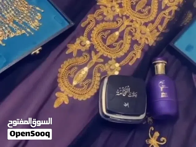 لبسة من تصميم مصصمة راقيه جدا مكونه من 3 قطع