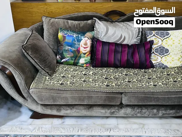 قنفات مستعمله بحاله جيده جدا