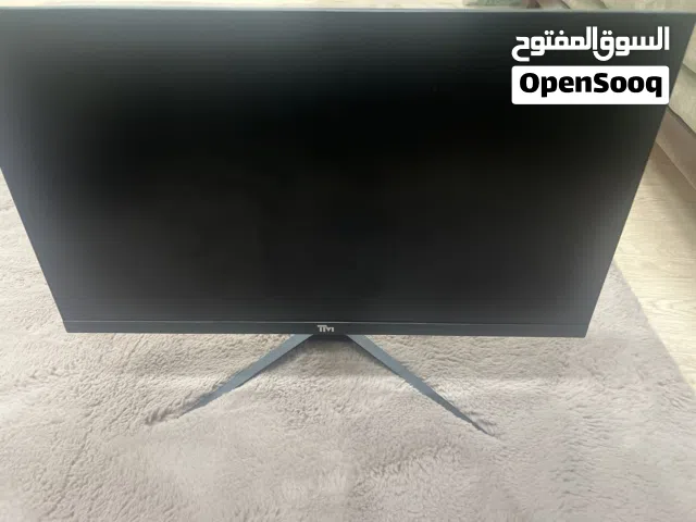 شاشة قيمنق مع اغراضه كامله