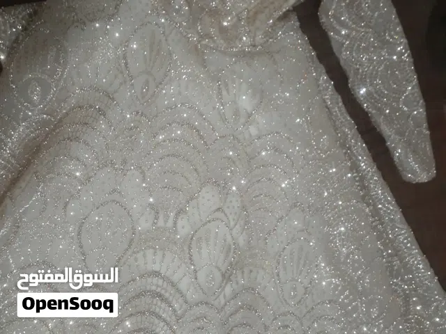 فستان سهرة ملبوس مرة واحدة