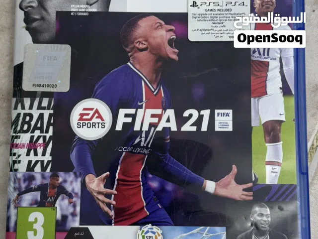 3 اشرطة بلاستيشن 4 FIFA 21 و Call Of Duty نسختين استخدام بسيط بسعر العرض 15 ريال