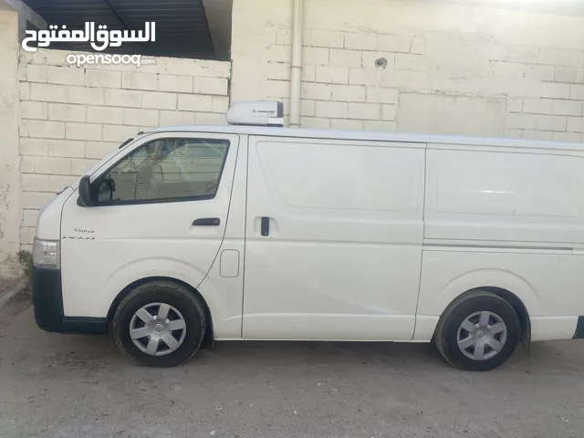 Used Toyota Hiace in Farwaniya