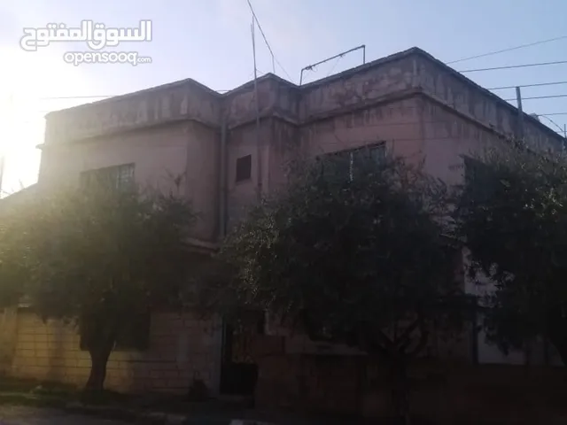 172 m2 4 Bedrooms Townhouse for Sale in Irbid Hakama
