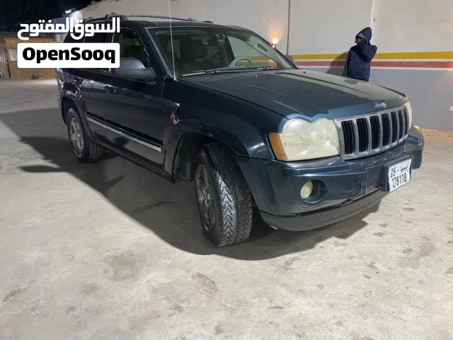 جيب جراند شروق موديل 2008 محرك 57 كمبيو توماتيك رباعي قومات جديدة بتارية جديدة كربون موجود ماشية 147