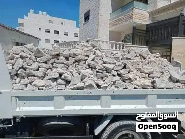قلاب لنقل جميع مواد البناء وإيزالة الطمم تراب احمر زراعي
