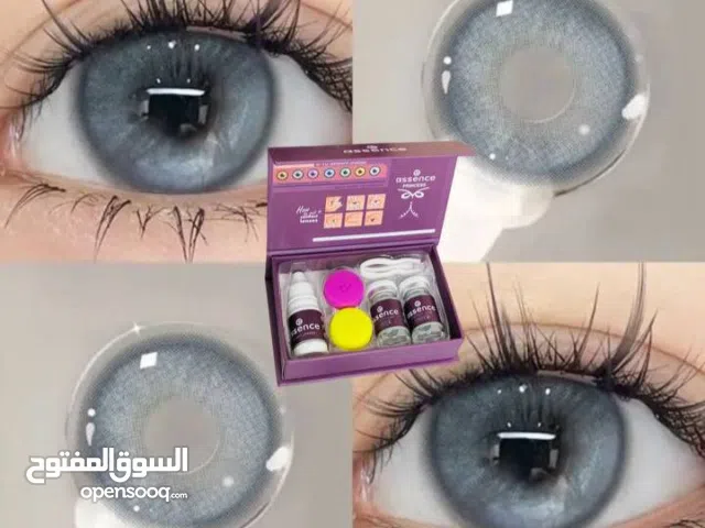 عدسات مكبره للعين