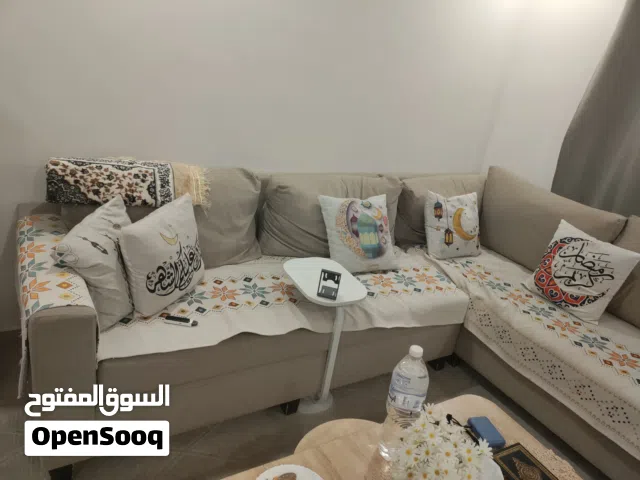 طقم كنب كورنر مع تخزين نضيف للبيع