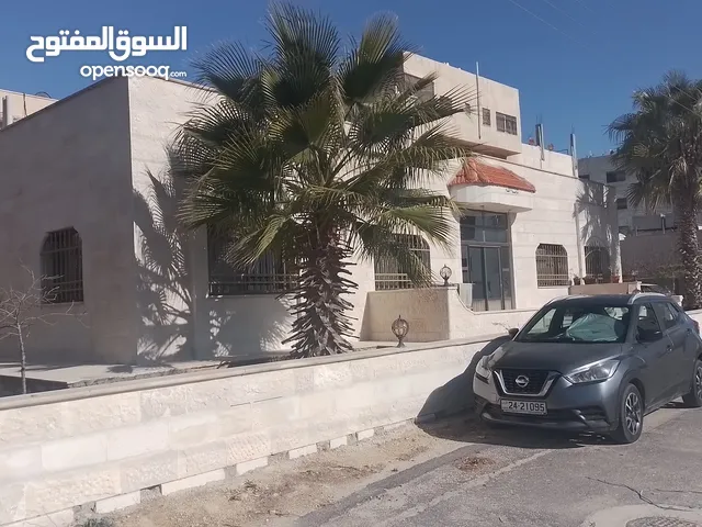 230 m2 3 Bedrooms Villa for Sale in Amman Swelieh