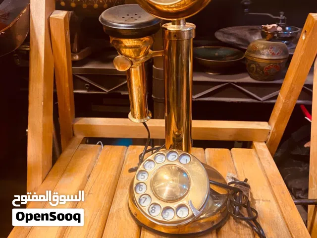 تلفون طراز قديم نحاس vintage