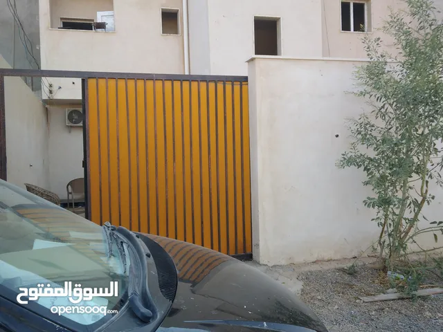 Unfurnished Monthly in Tripoli Al-Kremiah