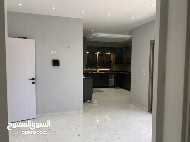 130 m2 4 Bedrooms Apartments for Sale in Irbid Al Thaqafa Circle