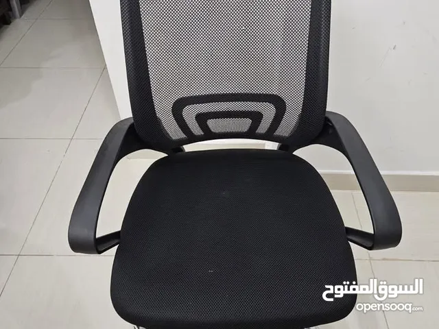 Mesh Office / Study Chair – Black – Swivel & Height Adjustable – Very Clean