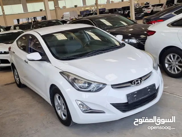 Hyundai Avante 2015 in Um Al Quwain