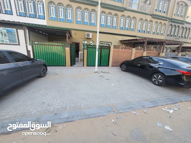 1700 m2 3 Bedrooms Villa for Rent in Ajman Al-Zahya