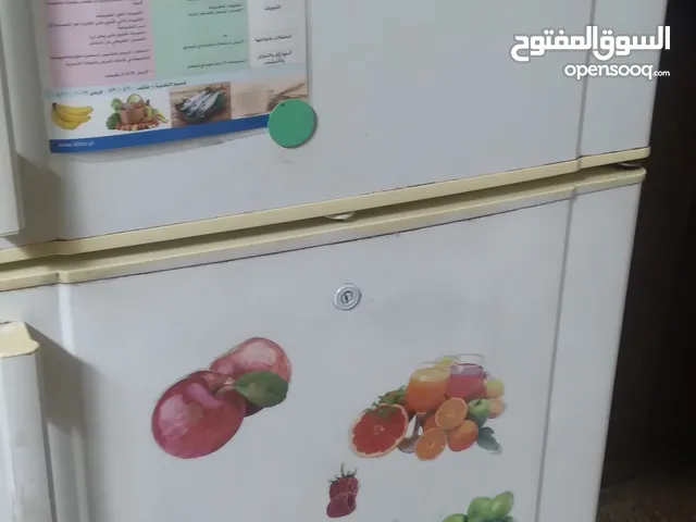 ثلا جة جينرال ديلوكس 18 قدم لون ابيض غير مصلحة