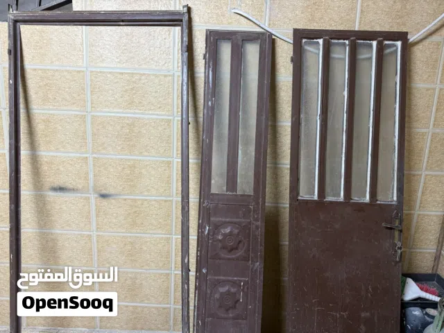 باب حديد خارجي