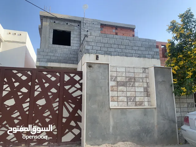 140 m2 3 Bedrooms Townhouse for Sale in Tripoli Abu Saleem