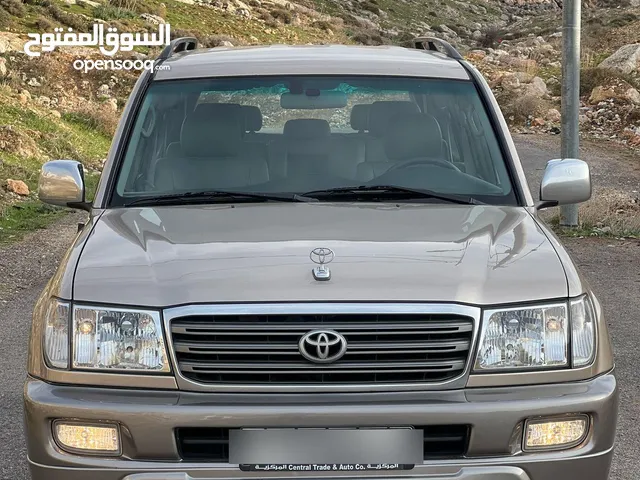 Used Toyota Land Cruiser in Amman