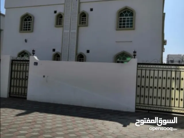 115 m2 2 Bedrooms Apartments for Rent in Muscat Al Mawaleh