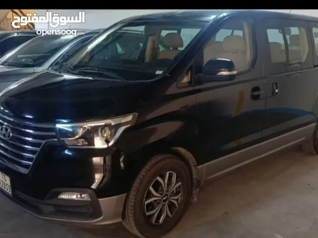 Bus - Van Hyundai in Amman