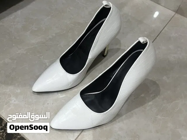 حداء كعب عالي