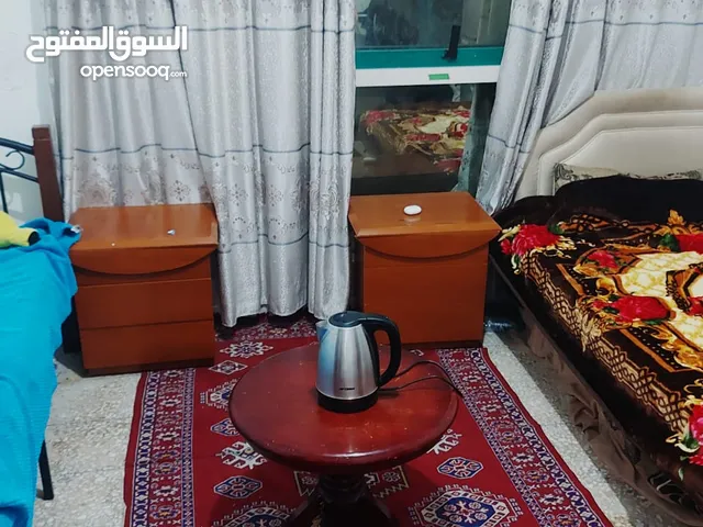للايجار سرير لشخص ملتزم