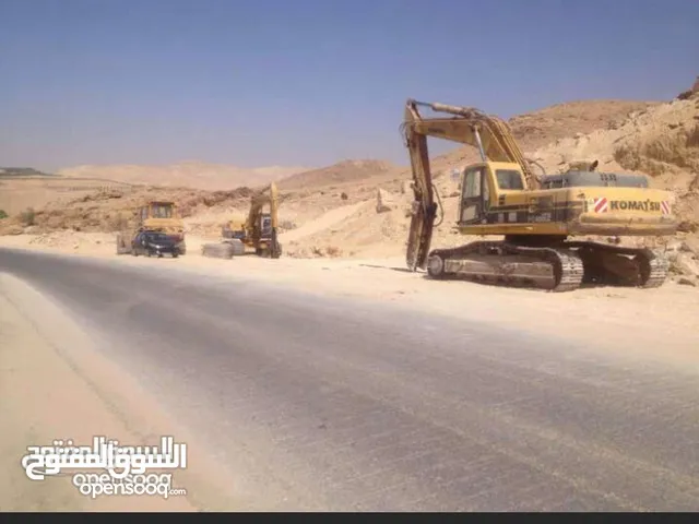 2002 Tracked Excavator Construction Equipments in Amman