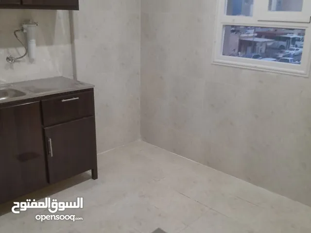250 m2 3 Bedrooms Apartments for Rent in Kuwait City Sulaibikhat