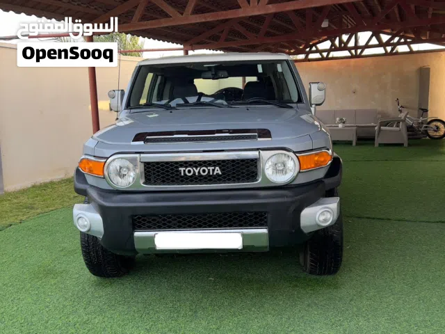 Used Toyota FJ in Tripoli