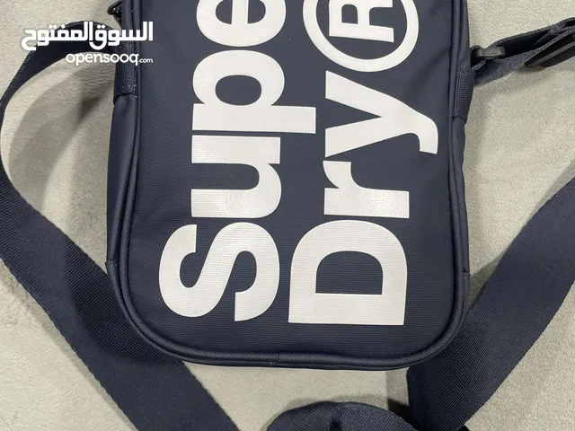 SuperDryشنطة