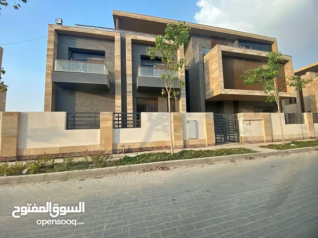 166 m2 4 Bedrooms Villa for Sale in Cairo First Settlement