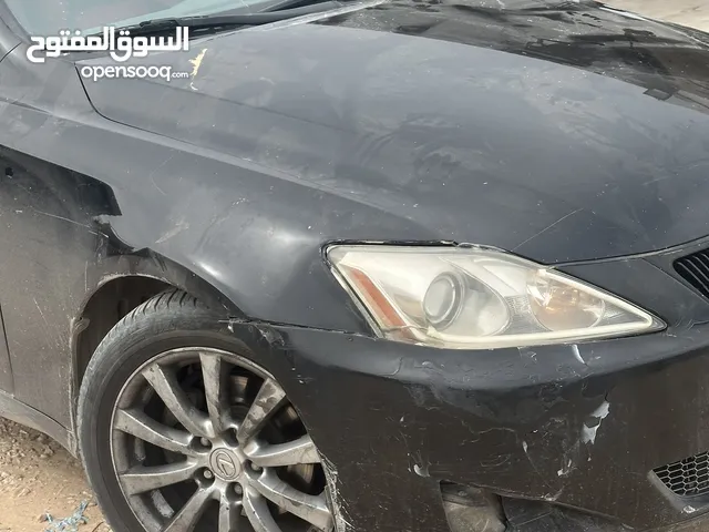 لكسزes250لي البيع
